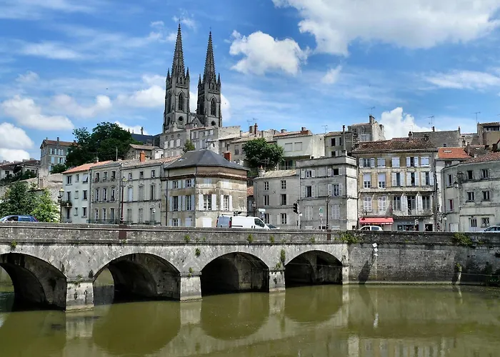 Lindy Loft - Numéro 2 Appartement *